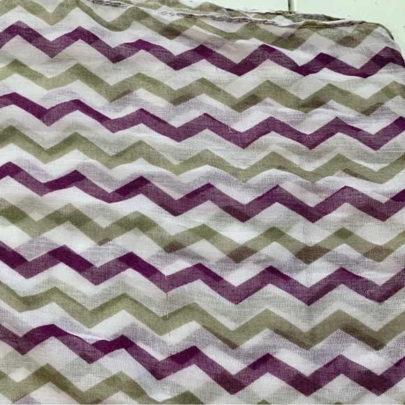Lavello Purple and Gray Chevron Lightweight Circle Scarf - Picture 7 of 8